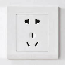 二三極插座與墻壁開關插座 價格、型號規格及門簾安裝注意事項